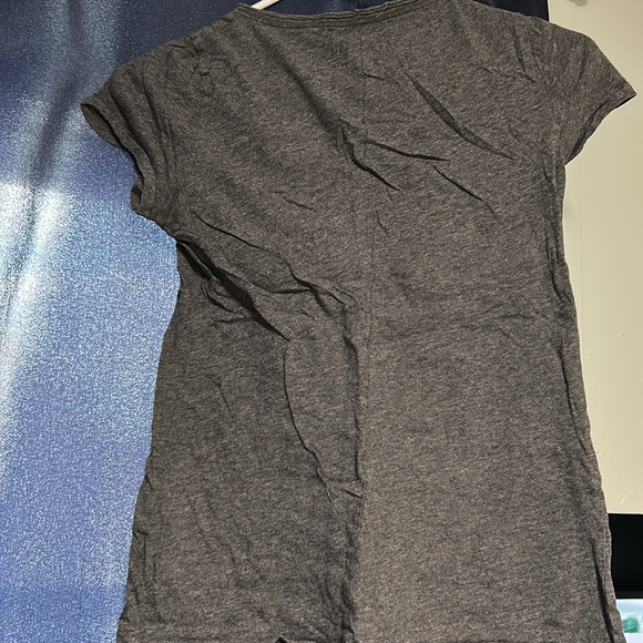 Basic Gray V-Neck - Picture 2 of 2